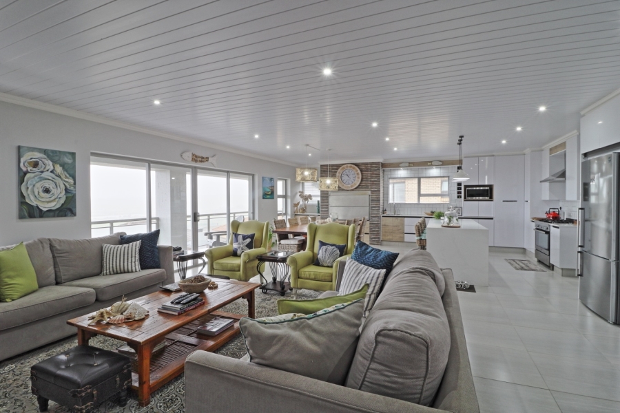 4 Bedroom Property for Sale in Monte Christo Western Cape